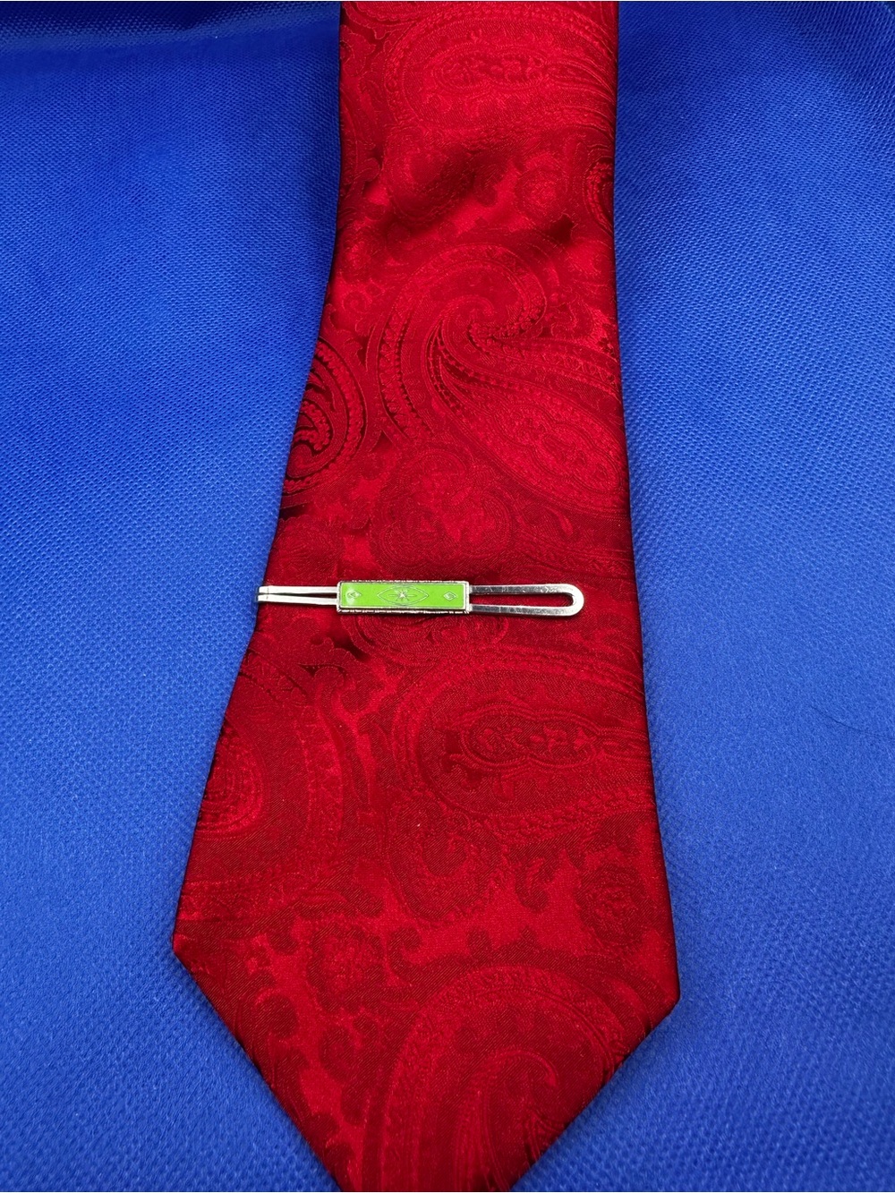 Stainless Steel Tie Bar w/Green Rectangular Enamel Center Design - MbTSGdG1